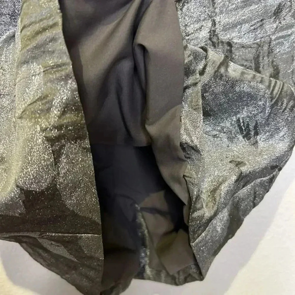 Vera Wang WHITE size 2 silver floral strapless - Picture 3 of 6